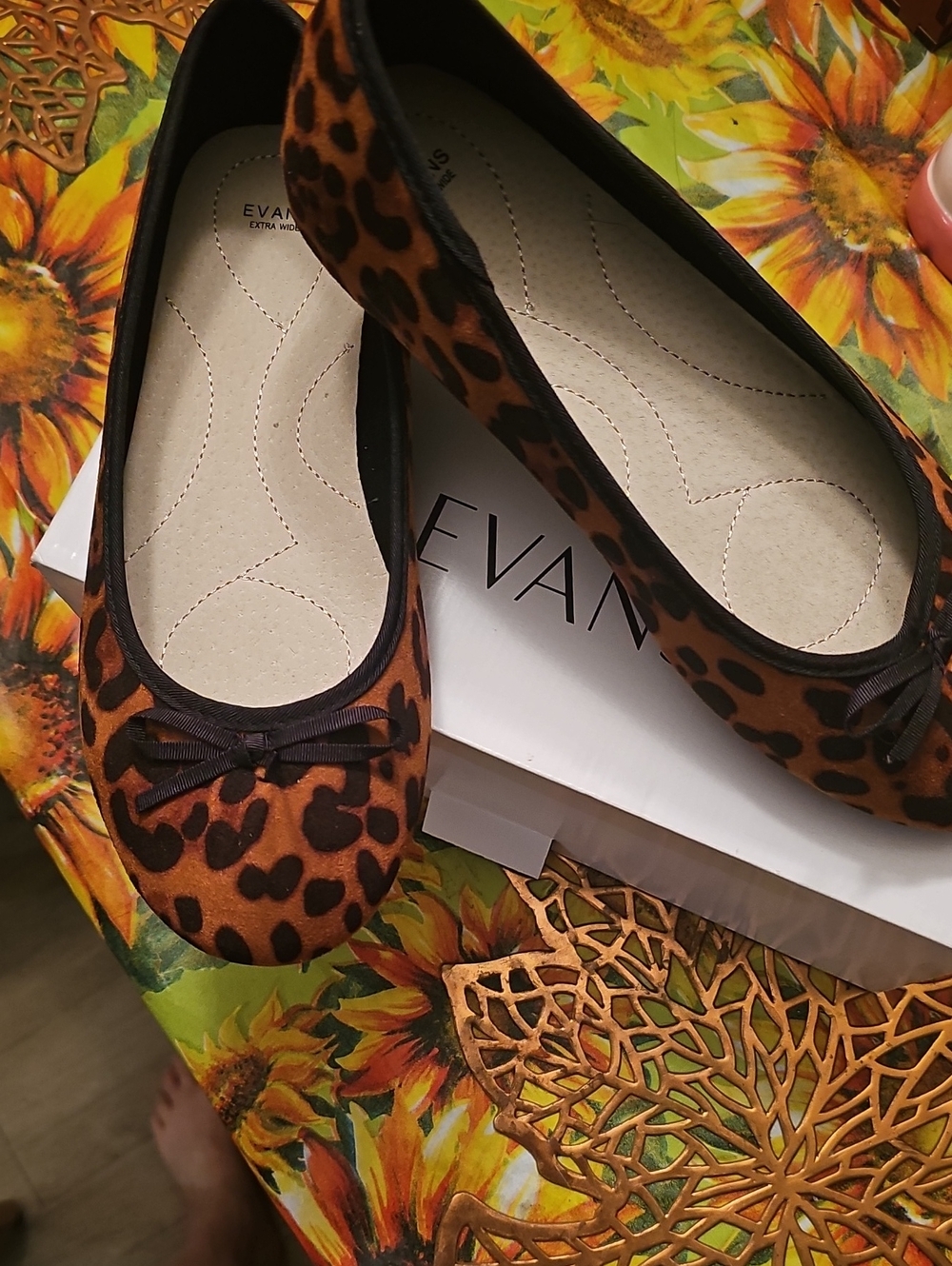 EVAN Rachel Leopard-Print Ballet Flats in Brown and Black